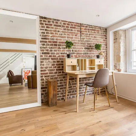 Duplex D'exception Avec Patio Prive - Hyper Centre * Lille